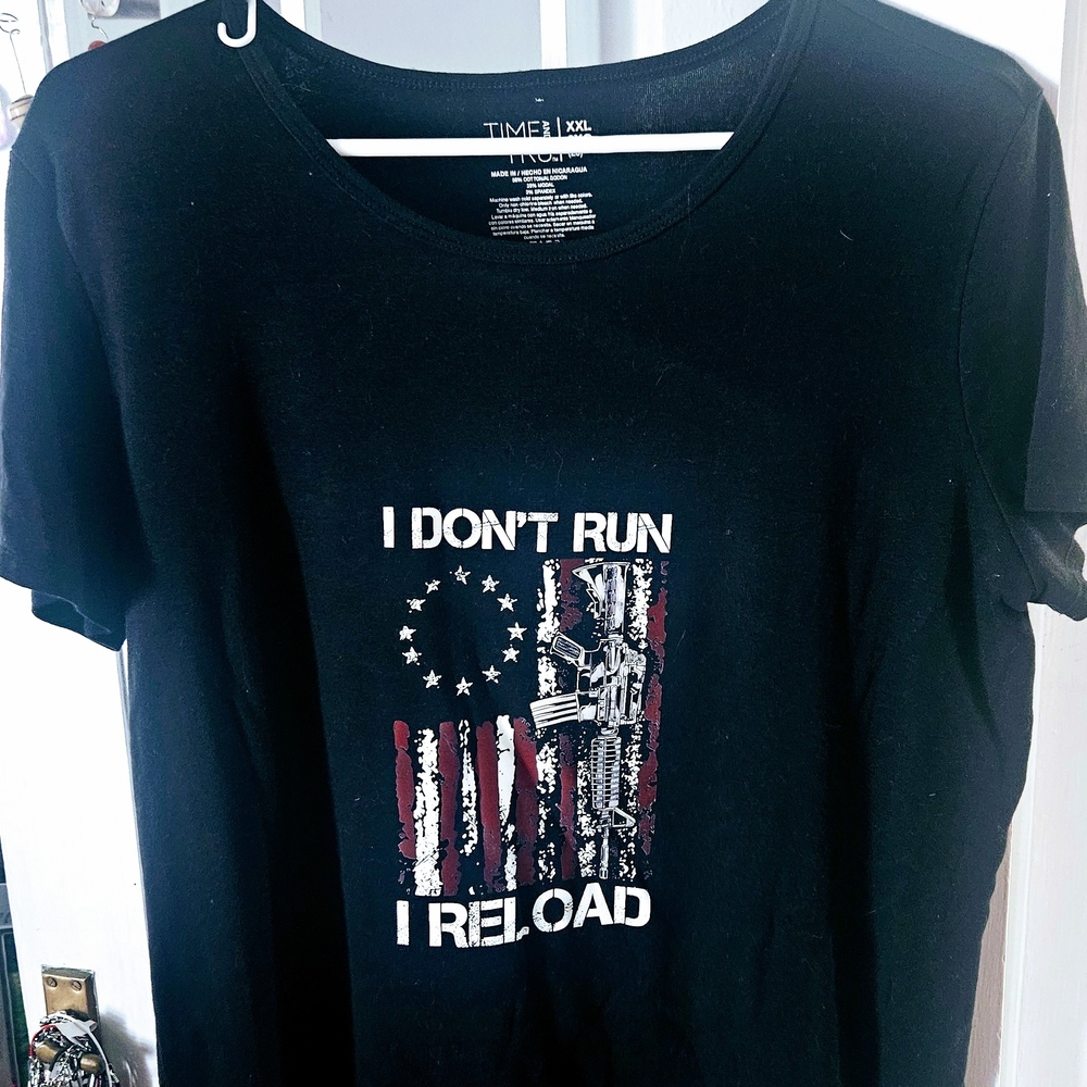 Time and Tru Black T-Shirt XXL